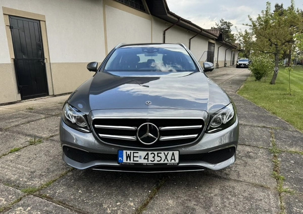 Mercedes-Benz Klasa E cena 149900 przebieg: 76000, rok produkcji 2019 z Łaskarzew małe 667